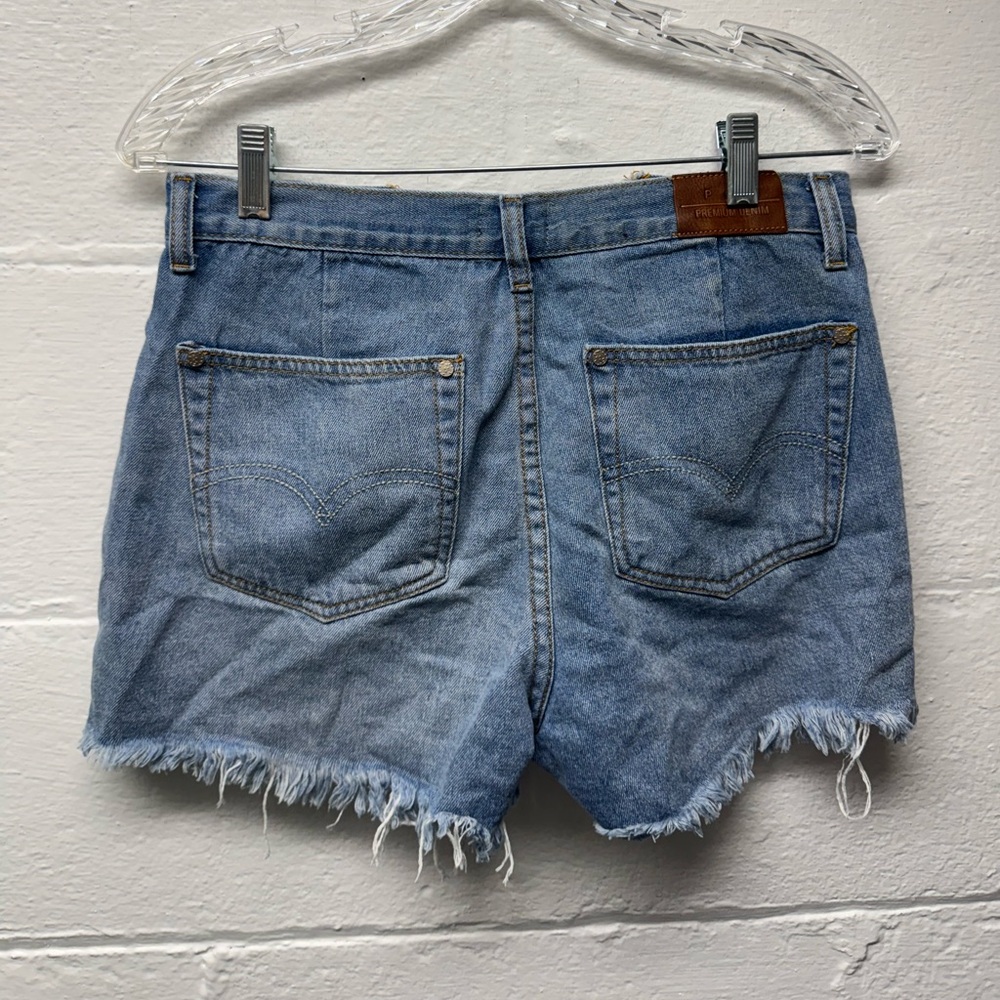 POL Frayed Denim Shorts - Picture 4 of 5
